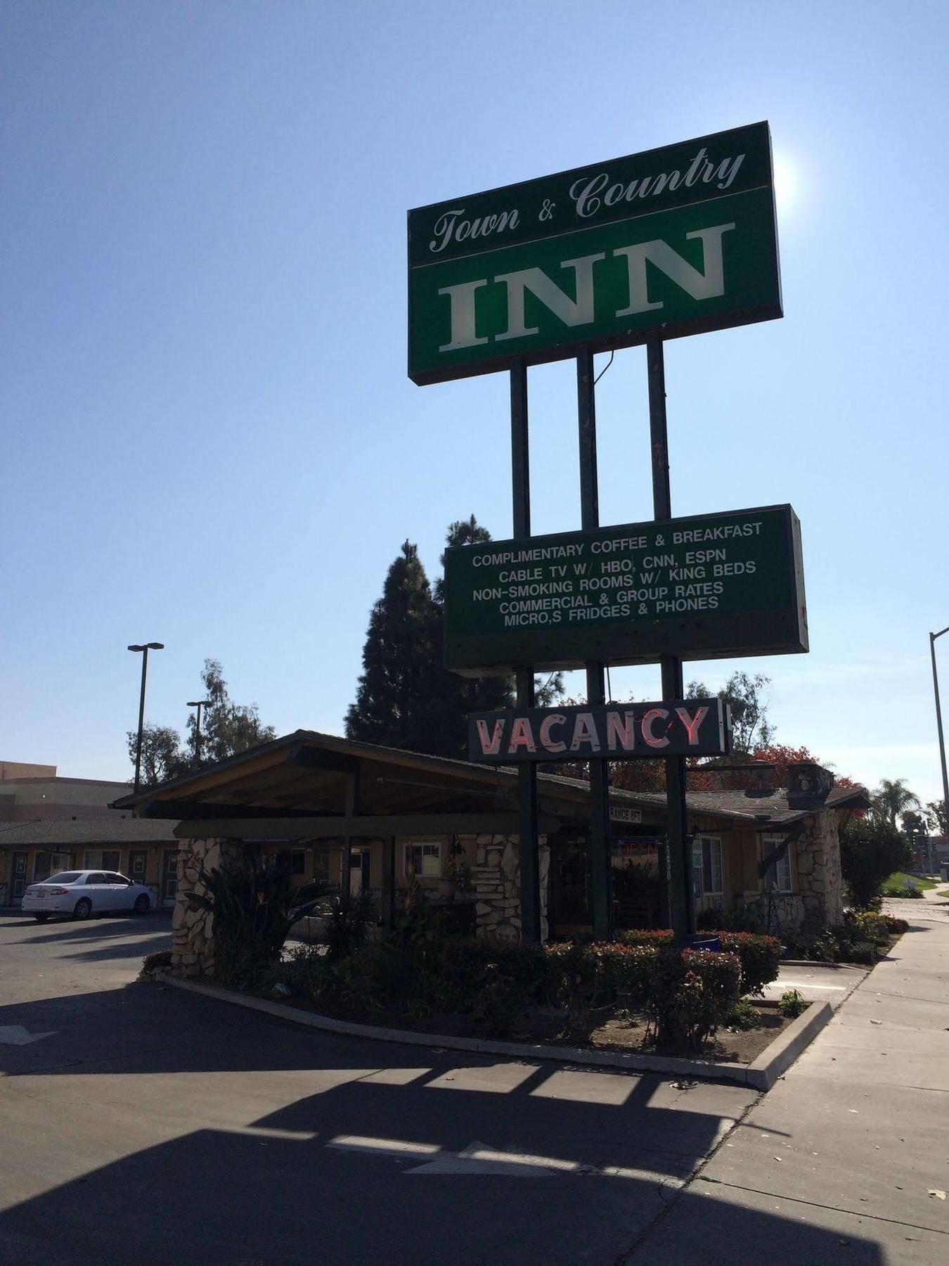 Town And Country Inn Santa Maria  Exteriör bild